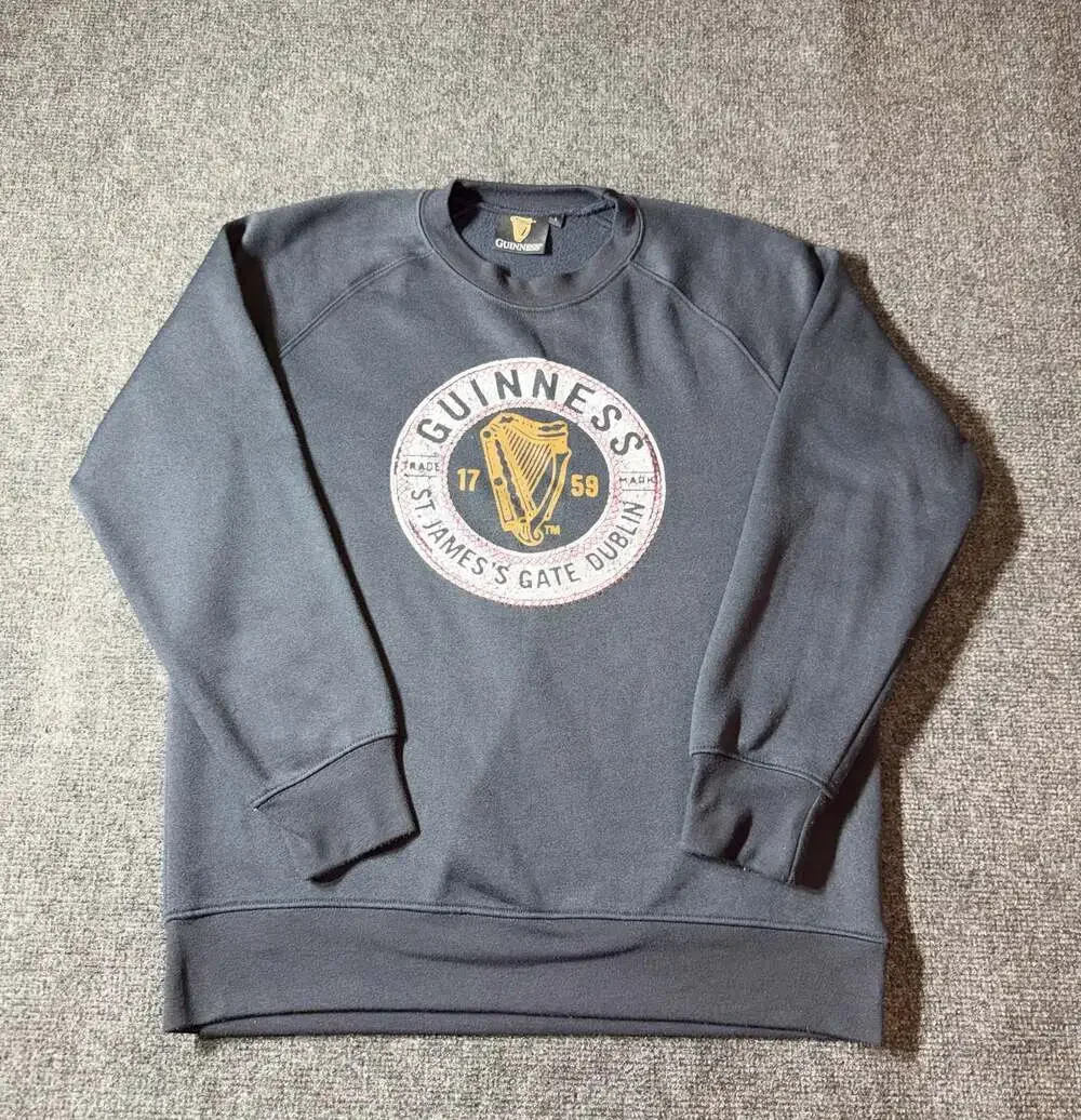 Guinness Black Graphic Pullover  Crewneck Sweatshirt size Large
